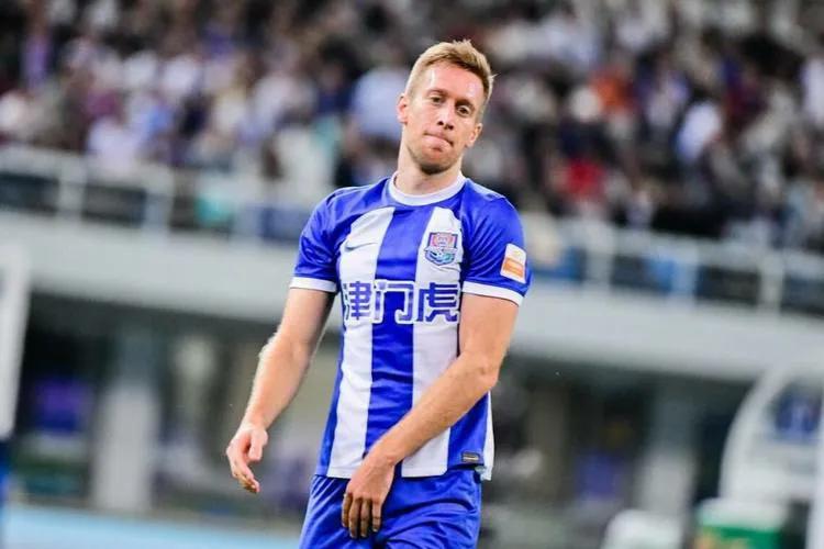 中超天津津门虎1-1武汉三镇,武汉三镇半场1比1天津津门虎