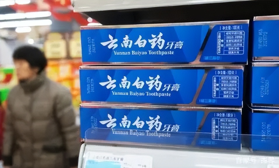 雅诗兰黛第七代小棕瓶新包装官图,雅诗兰黛小棕瓶kol