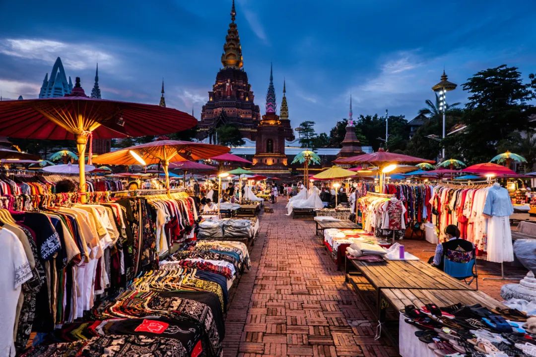 西双版纳体验雨林,吃遍热带水果西双版纳