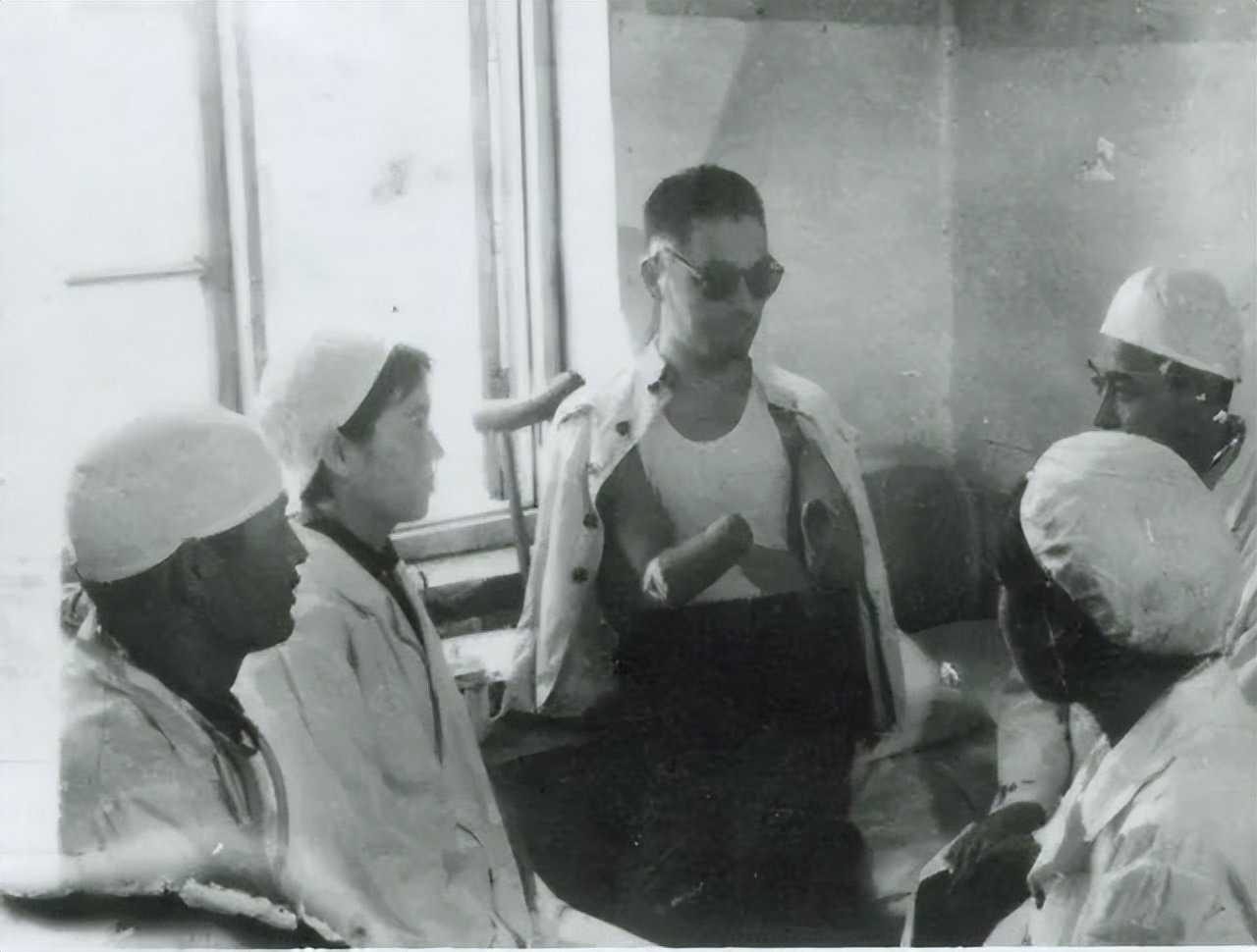 长津湖战役幸存者“朱彦夫”：失去四肢和左眼，今89岁感动中国