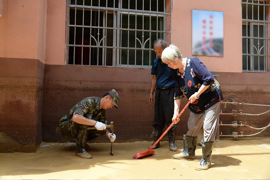 火箭兵的火箭有什么型,火箭军好不好