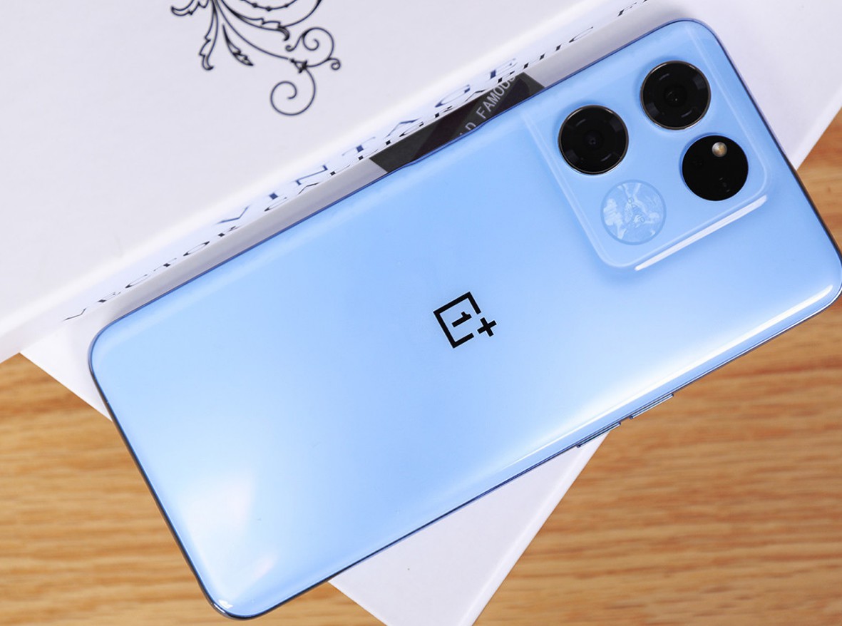 800元性价比不卡顿最高的手机,千元机不卡性价比最高的手机