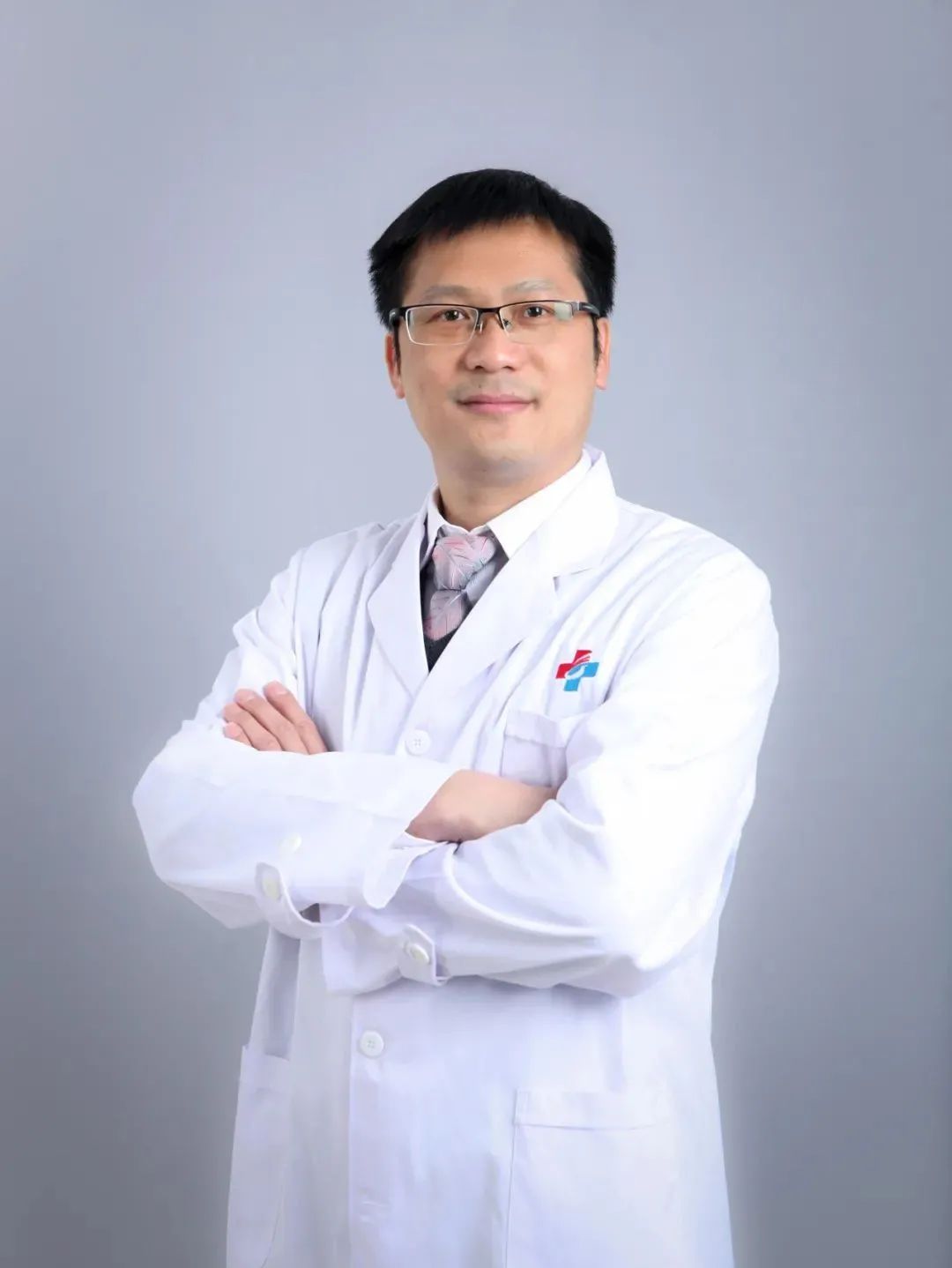 尿完之后有粘稠液体怎么回事,尿完尿有点沙得慌怎么回事