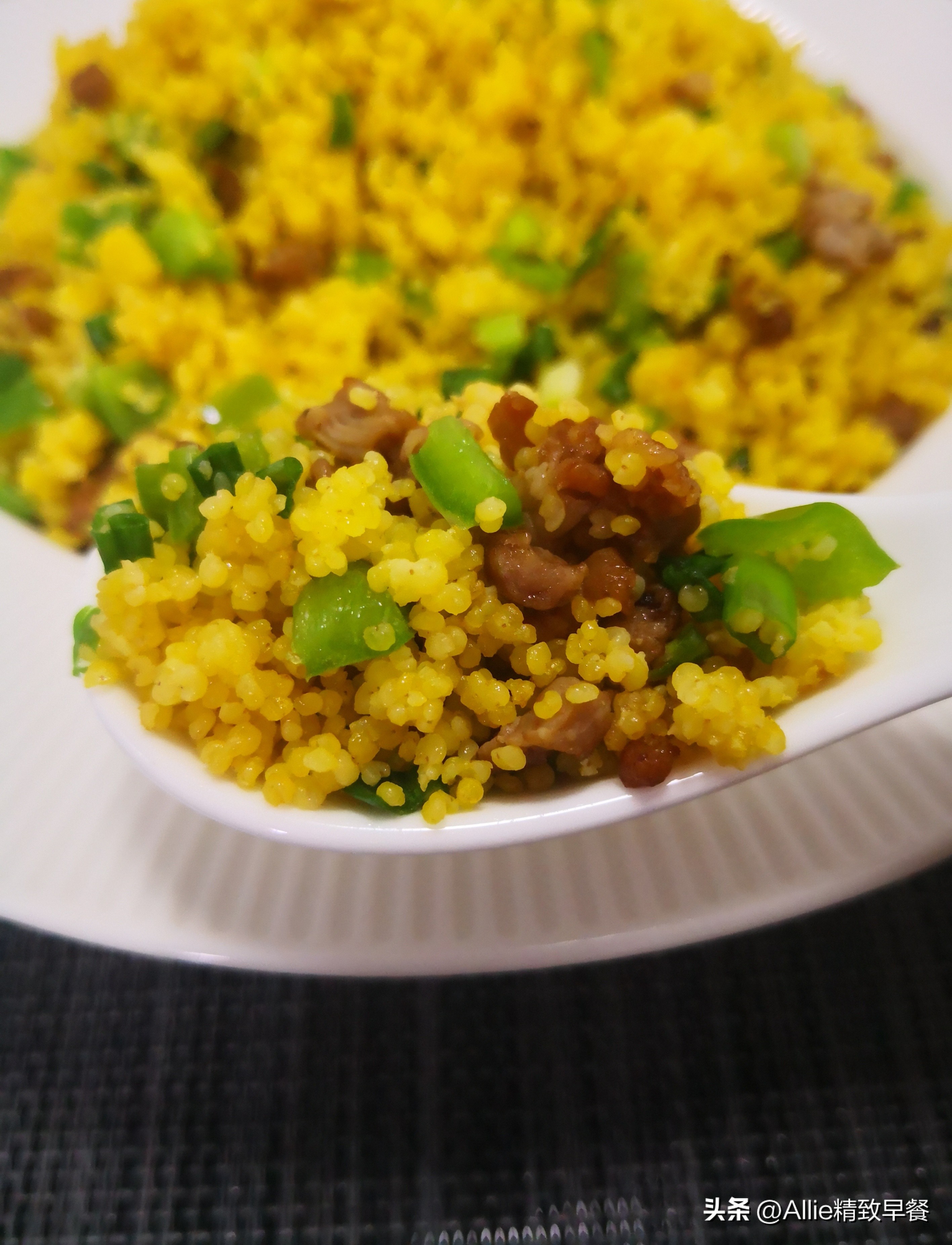 小米别再蒸着吃教你个新吃法,小米别熬粥了教你新的方法