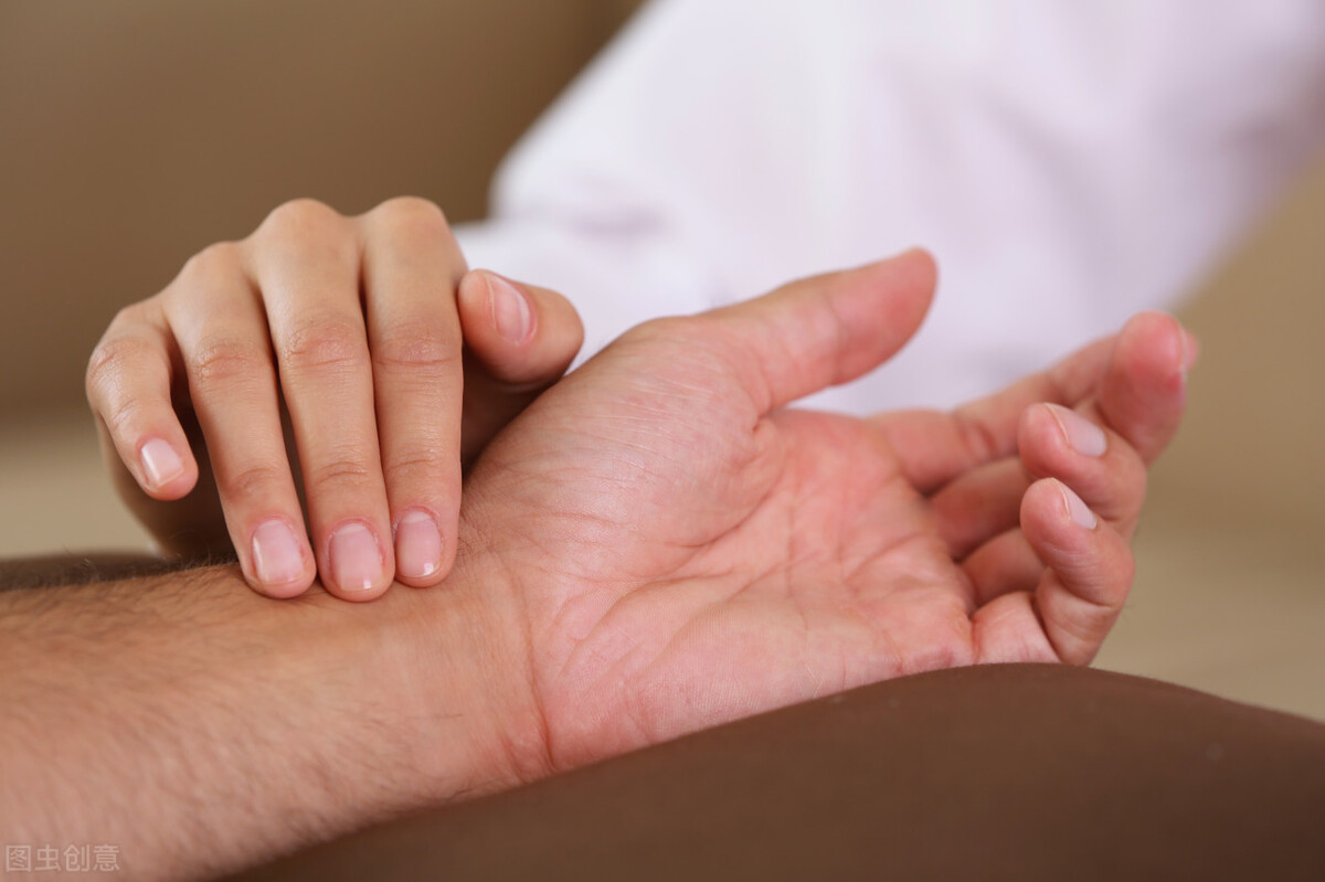 高血压伴眼压高，怎么办？一张滋阴平肝的方子，让眼压血压降下来