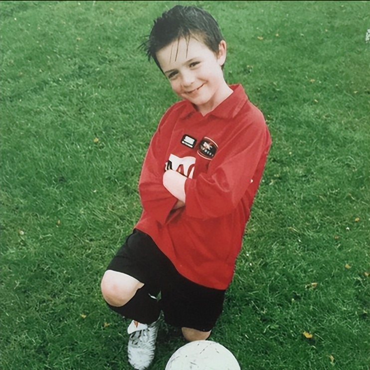 足坛明星小孩,足坛球星萌娃视频