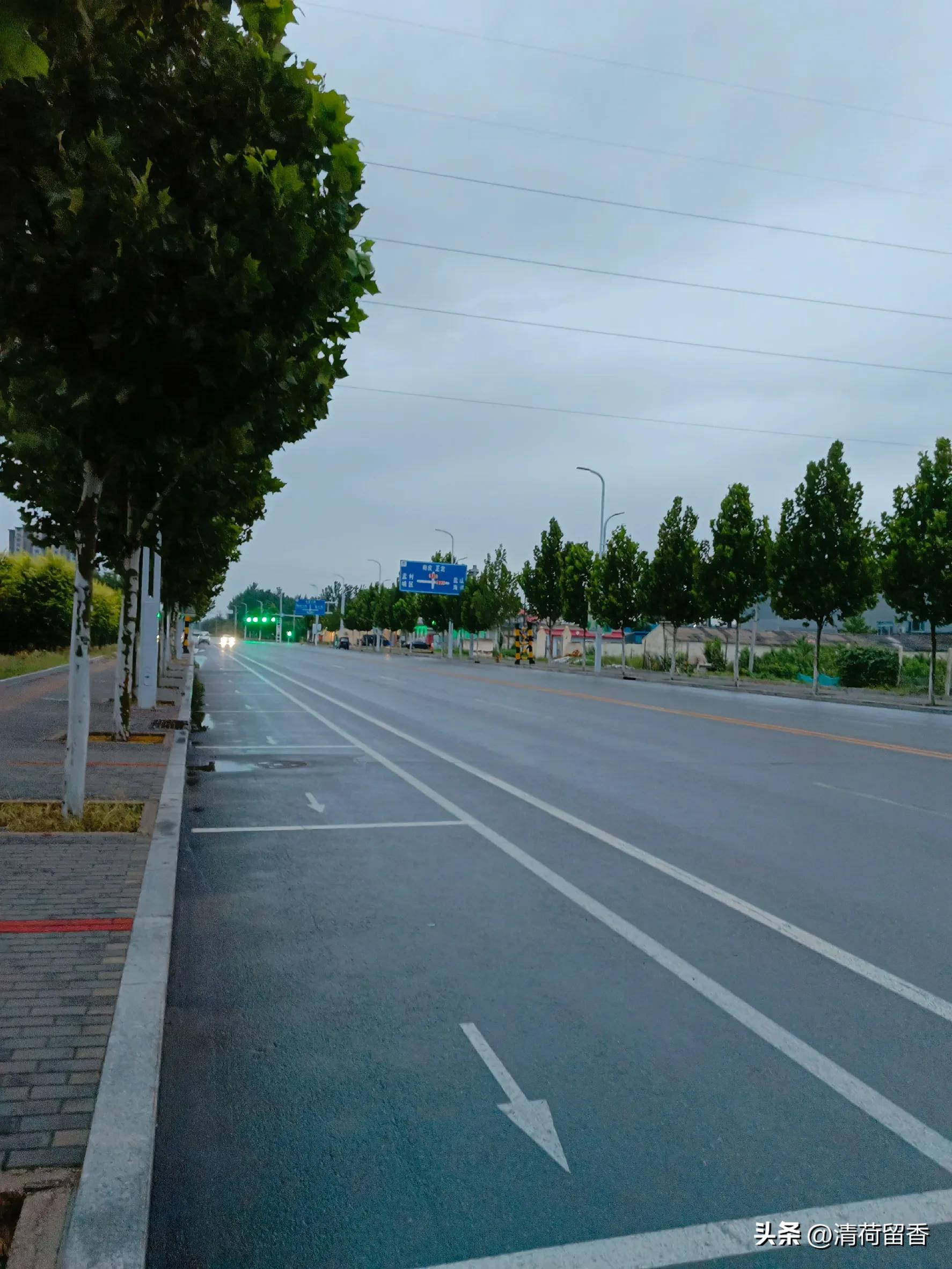 鏁ｆ枃闅忕瑪鍚洦,鏁ｆ枃闆ㄦ櫒