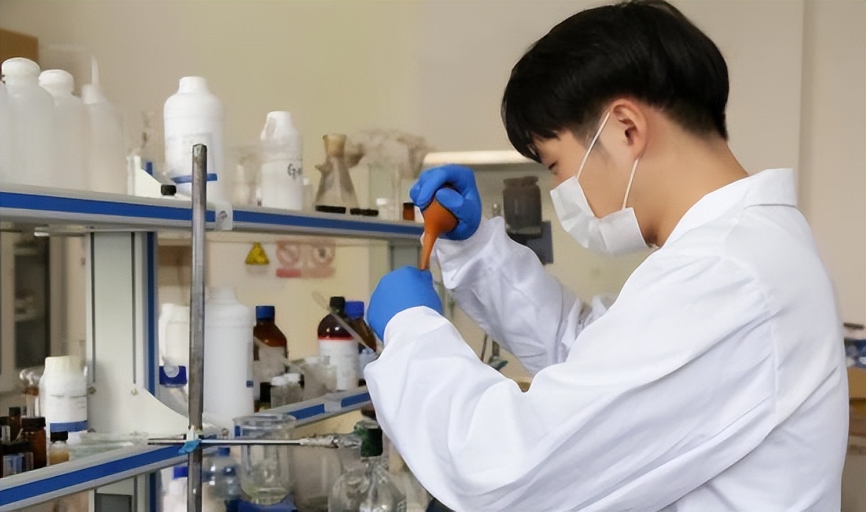 烂大街的六个专业,已经烂大街的6种专业