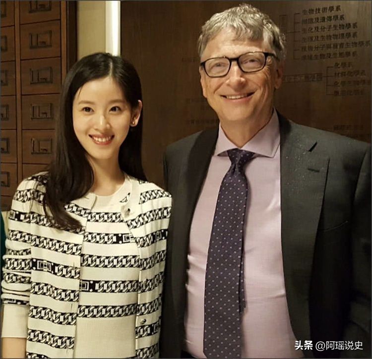 刘强东章泽天瑞士打货论坛,章泽天和刘强东首次同框