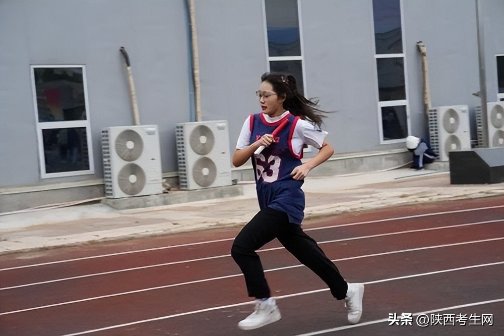 西安博雅艺术职业高中舞蹈比赛,西安博雅艺术职业高中体育生