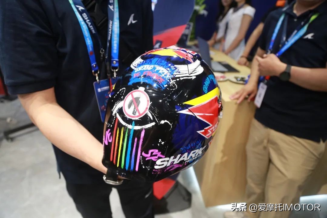 shark大尾翼是限量盔么,shark大尾翼赛道盔