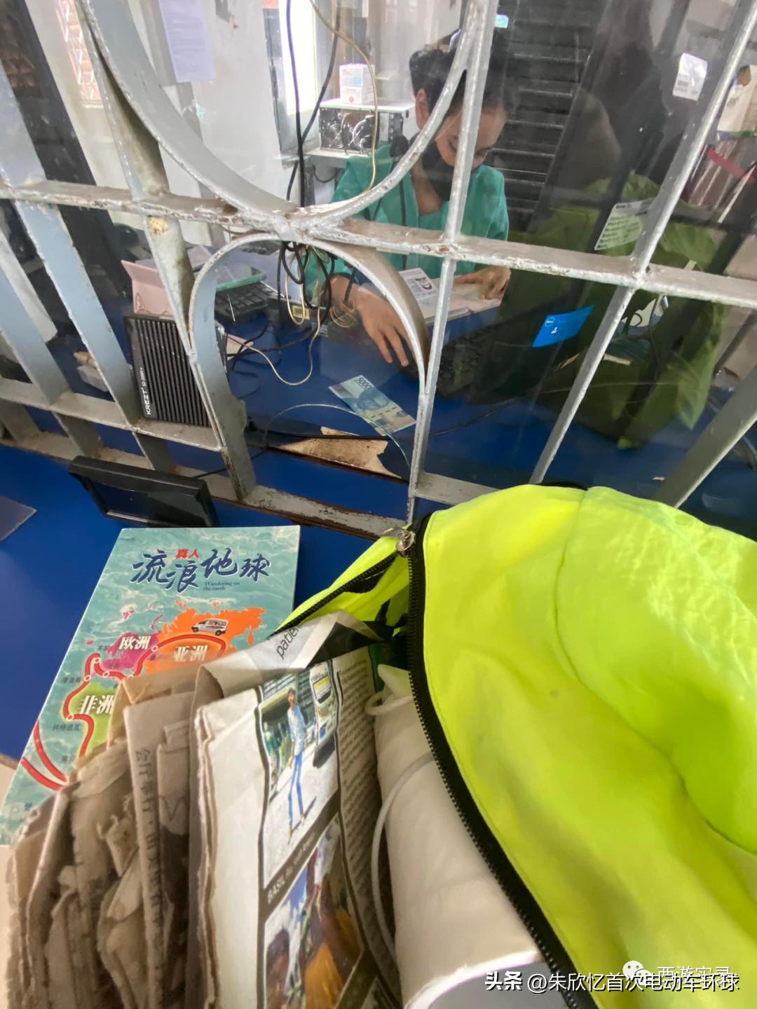 印尼进口中国火车车厢,印尼火车与高铁不一样