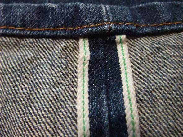 二十多块钱一条的牛仔裤,几十块钱的牛仔裤和100块钱的差别