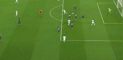 巴萨0-4落败大巴黎之后的逆转,巴萨4年来首次遭遇西甲两连败