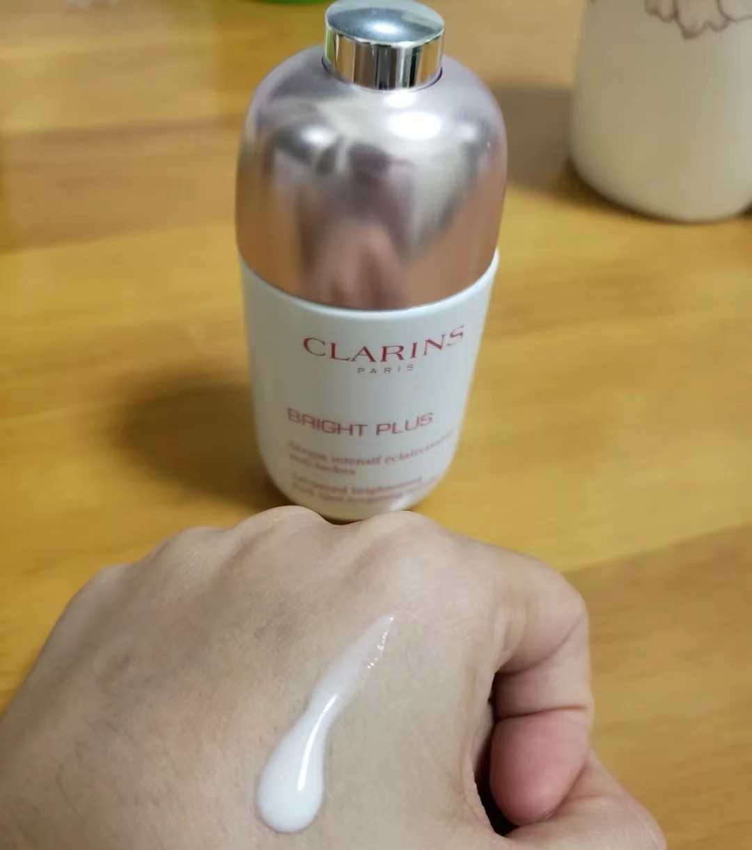 娇韵诗美白保湿精华液怎么样,美白精华科颜氏和娇韵诗