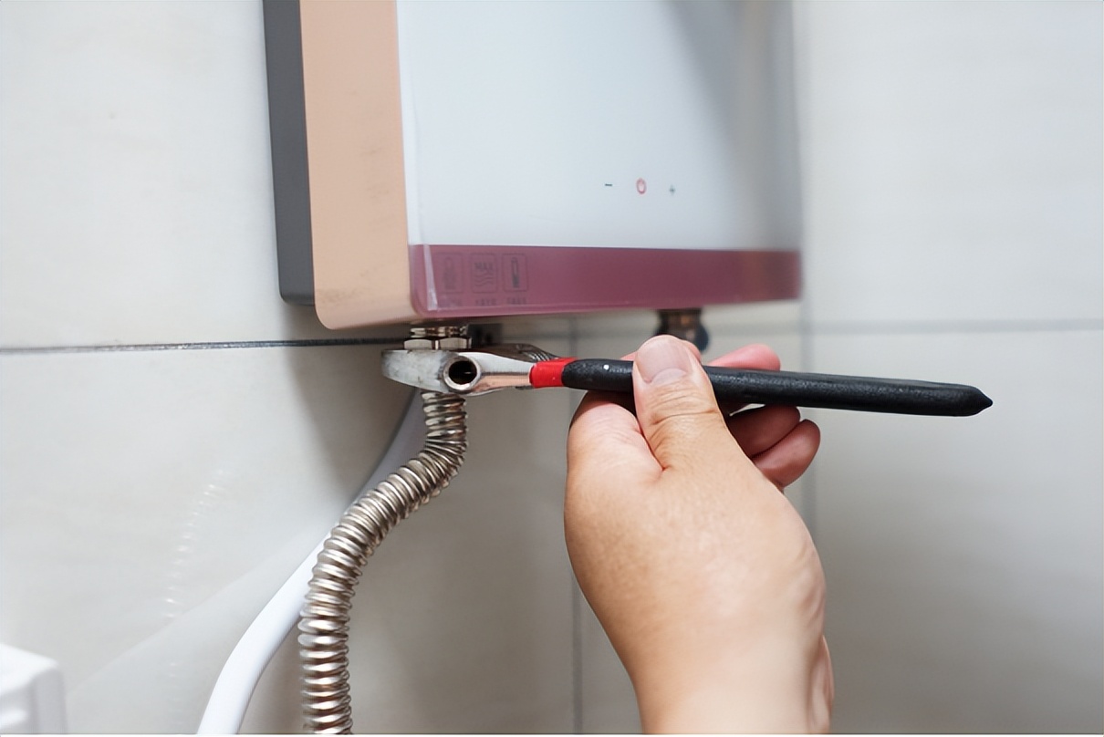 奥特朗x7-dk55b即热式电热水器,奥特朗otlan即热式电热水器