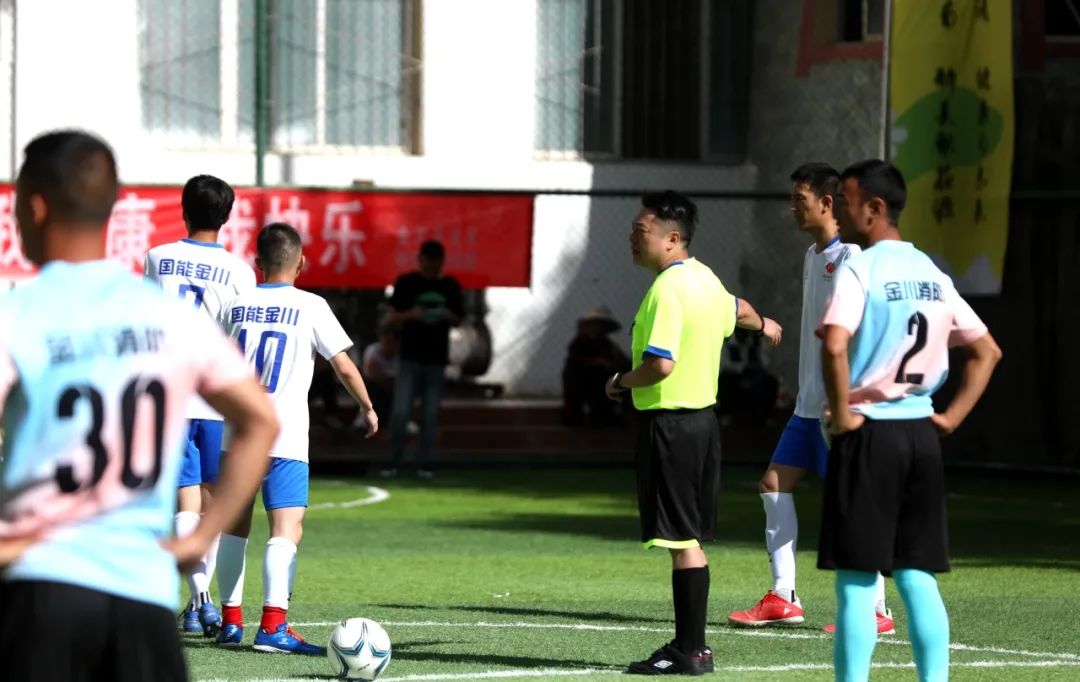 景泰县5人制足球比赛决赛,新区首届五人制足球赛开赛