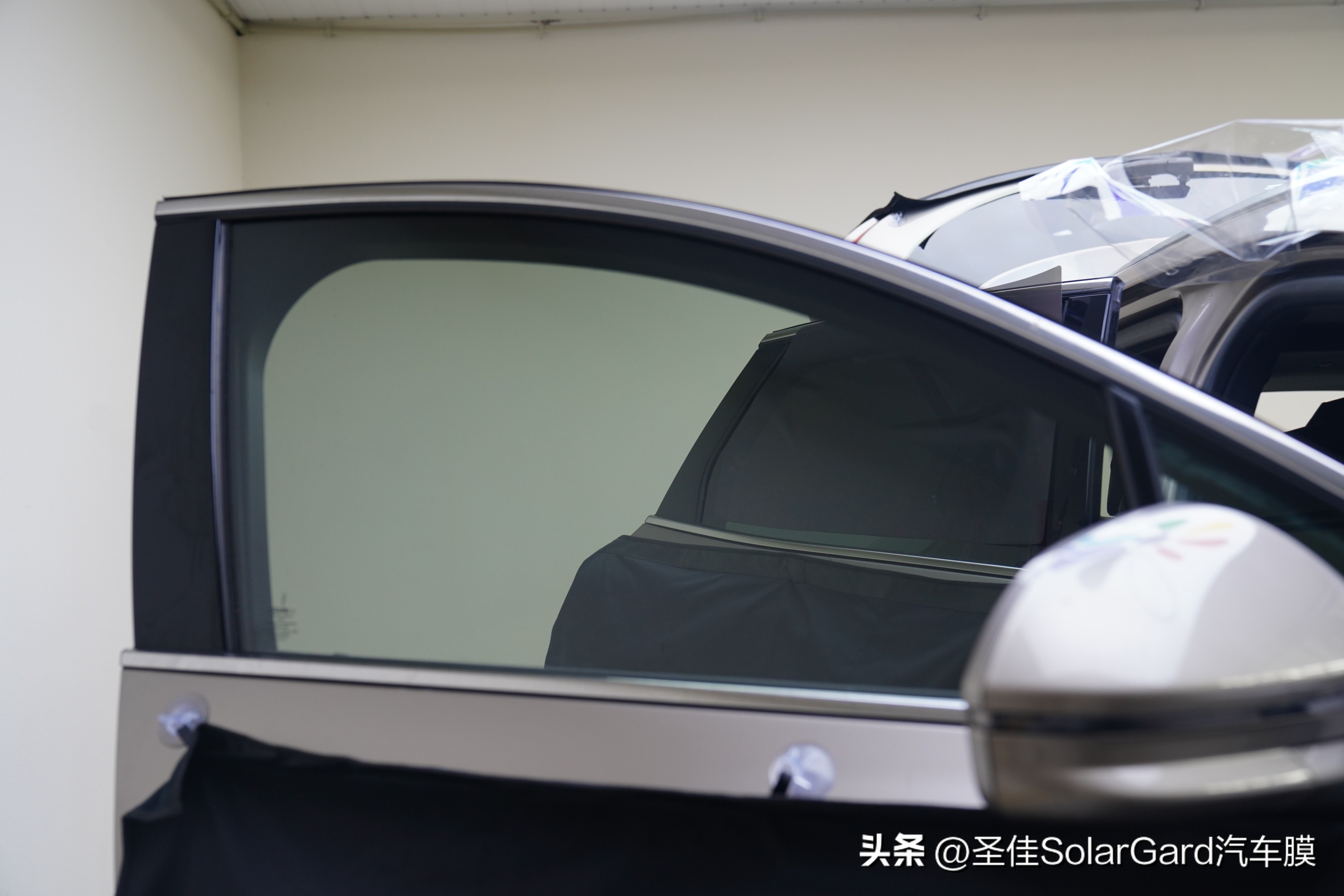 汽车玻璃贴膜品牌排名,汽车玻璃贴膜品牌排行榜前十名