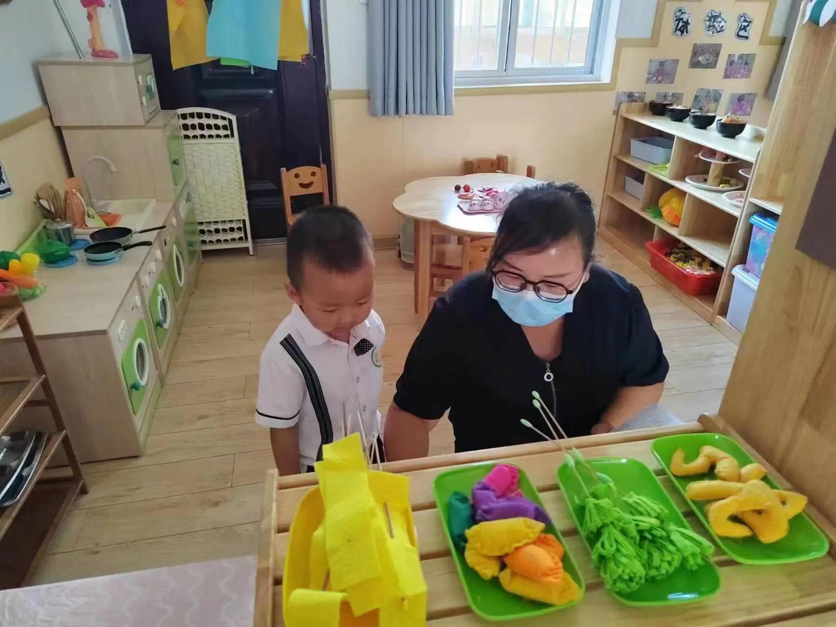 幼儿园班级开展家长助教通知,幼儿园小二班家长助教活动