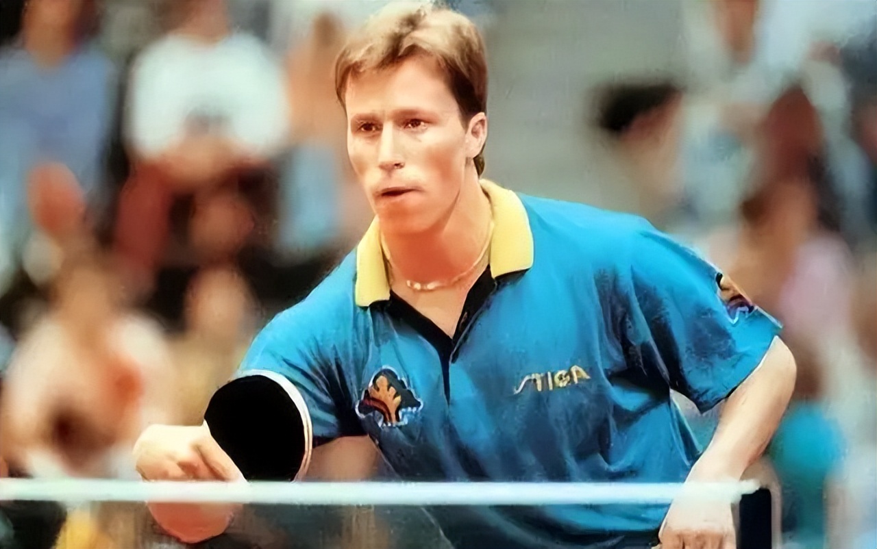 国乒经典一战,孔令辉19岁世乒赛夺冠,刘国梁智取瓦尔德内尔