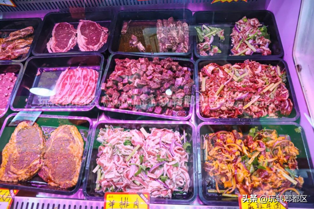 跨越三千公里！上过人生一串的「齐齐哈尔烤肉」，落户蜀都万达