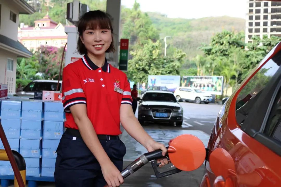 凭优惠券消费满10元立减2元,满178元减20元优惠券