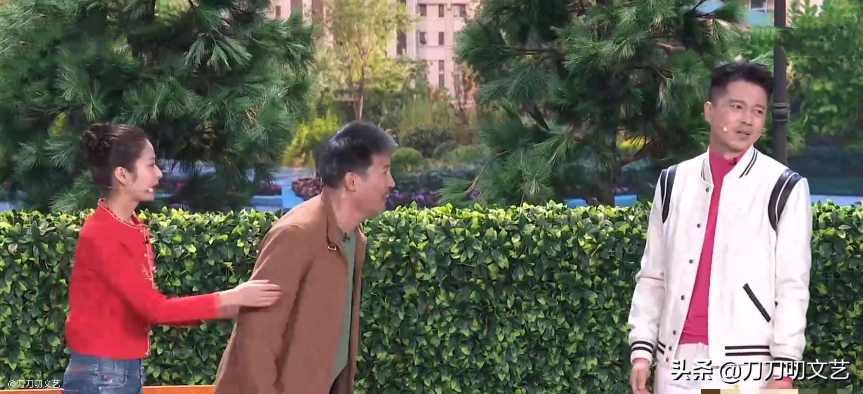 春晚首秀央视,春晚马凡舒绿裙