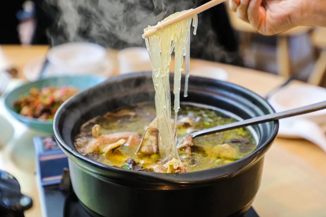 适合春天去的美宿,湖景美宿推荐