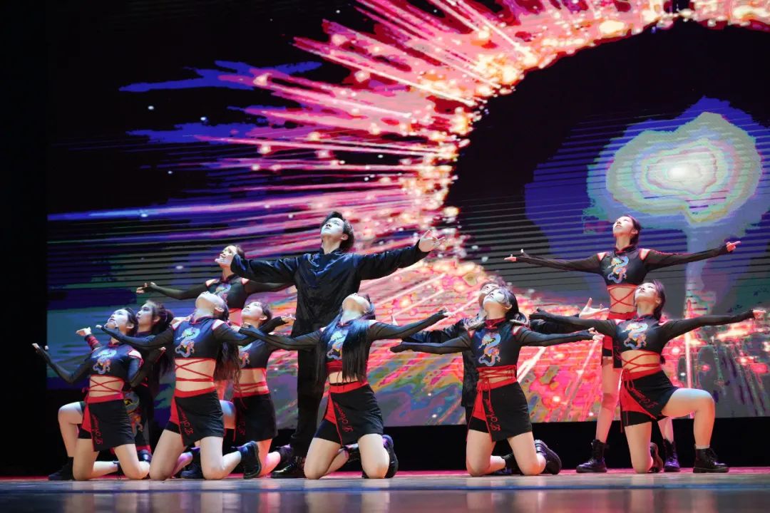 浠婂鑸炲姩,浠婂鑸炶捣鏉ュ箍鍦鸿垶