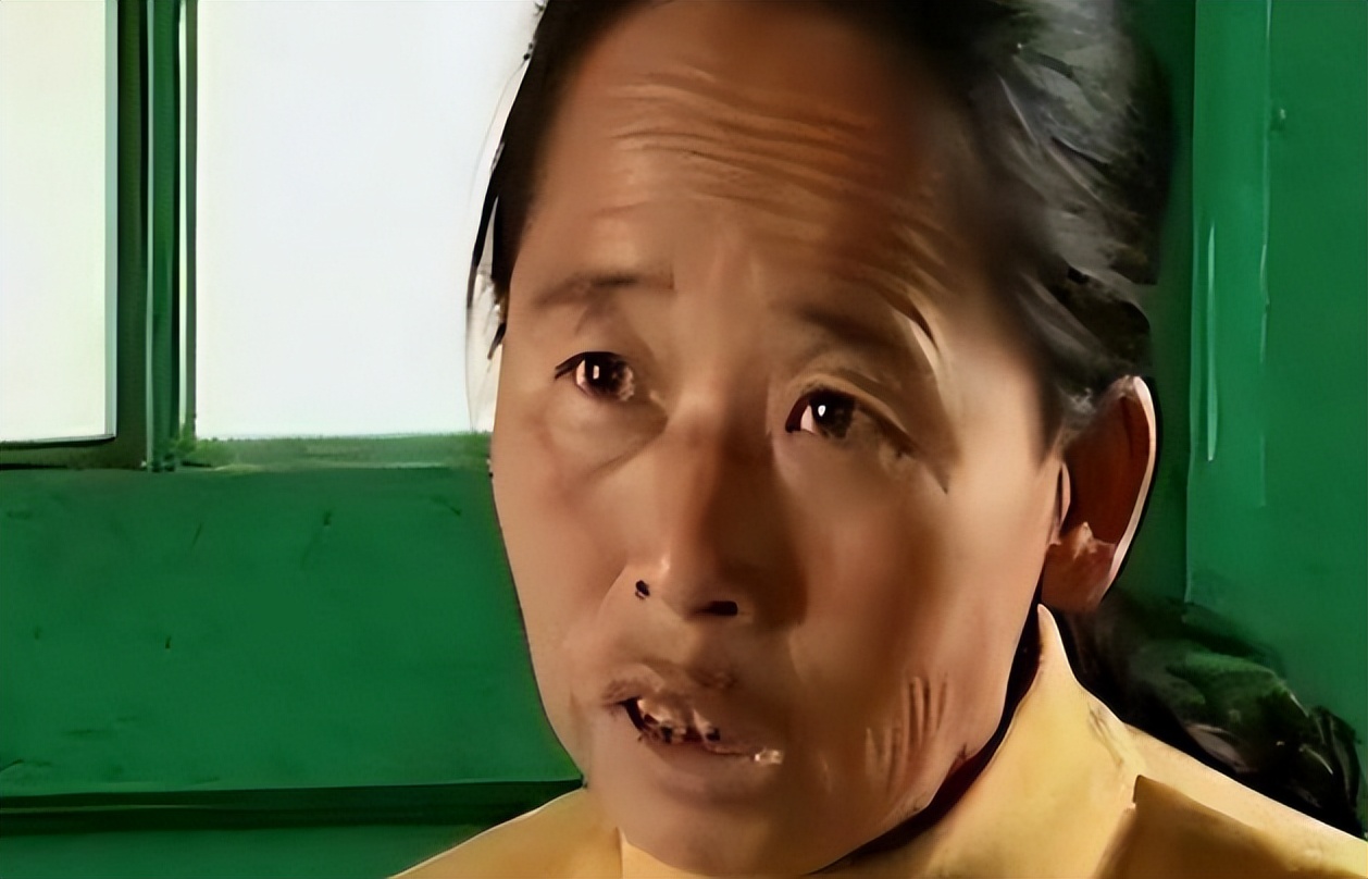 吉林农妇救了一条蛇,吉林农妇救毒蛇同吃同住12年