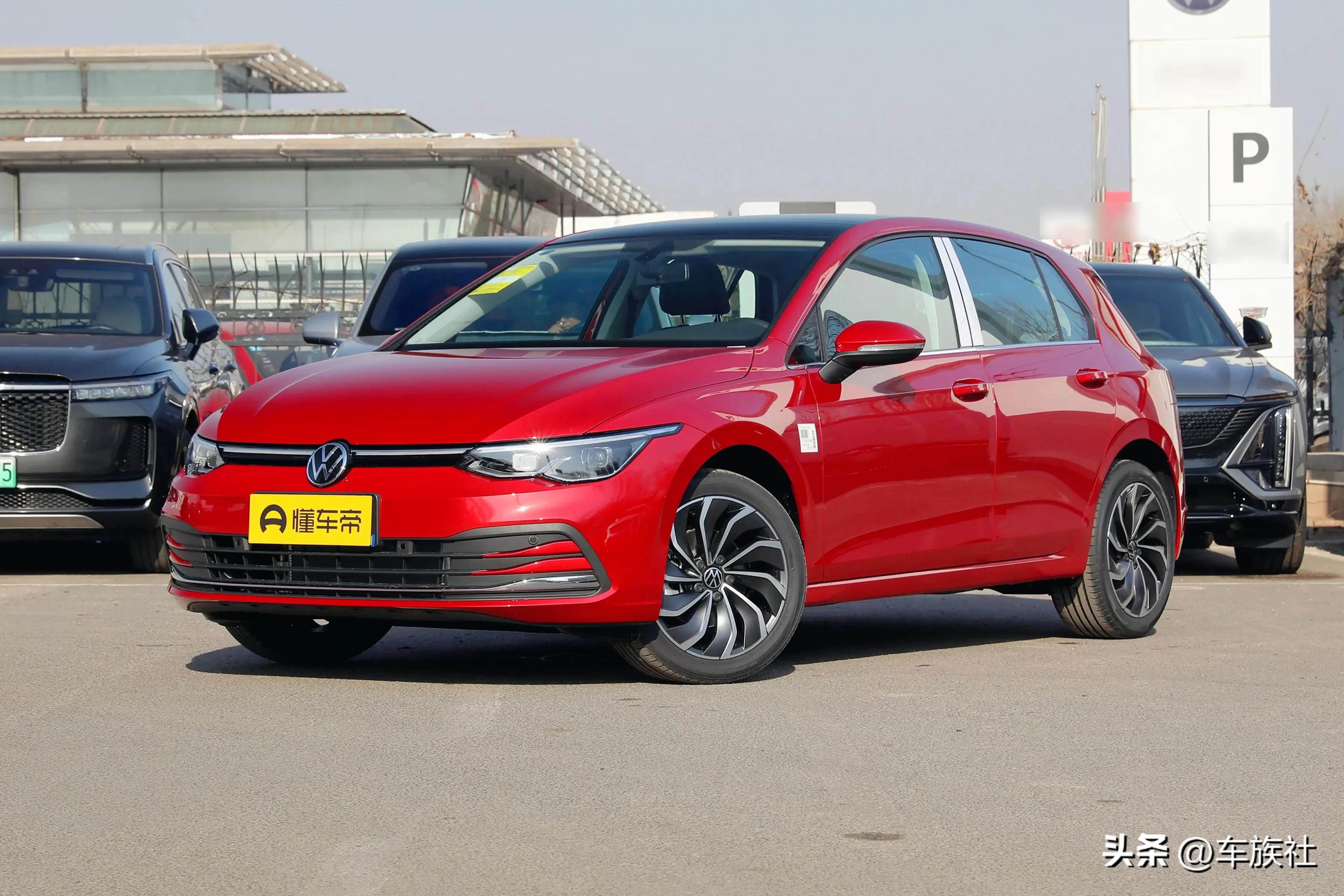 十几万上汽大众哪款车最好最实用,大众朗逸plus1.5自吸保值率