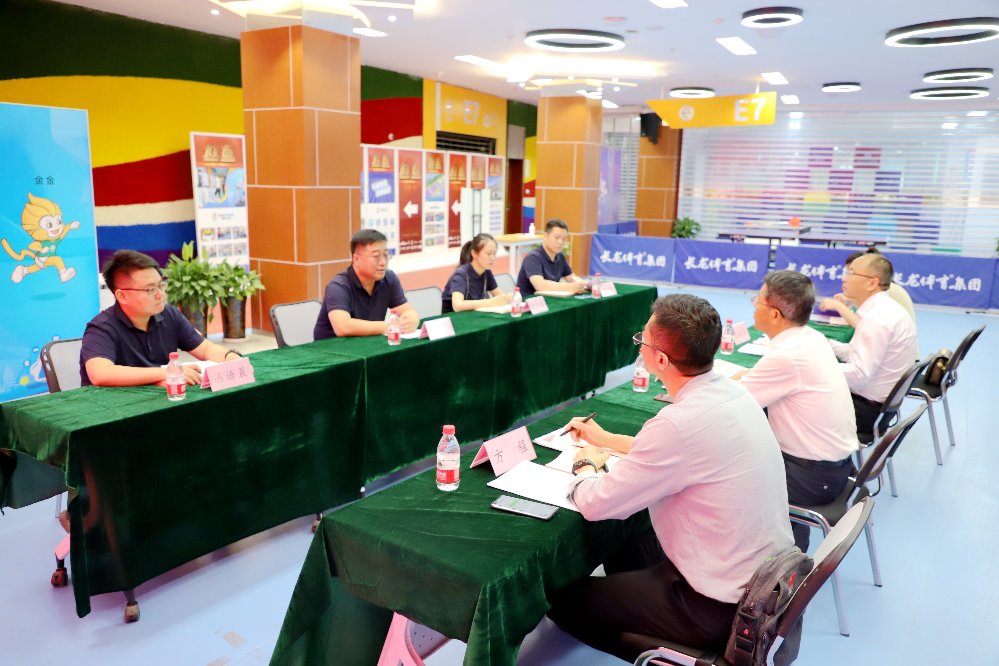 西安体育学院到洒金桥,西安体育学院街访