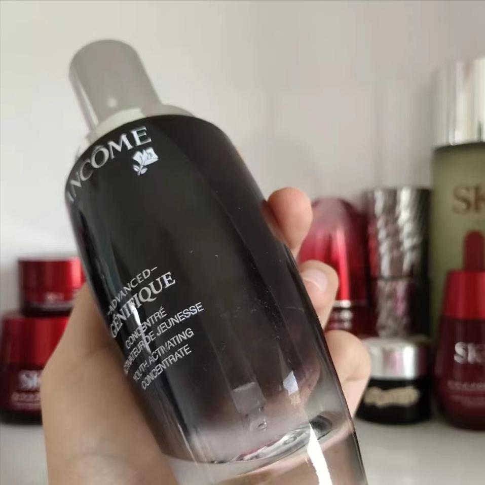 修护泛红屏障受损的大牌精华推荐,干皮抗氧化大牌精华十大排行榜