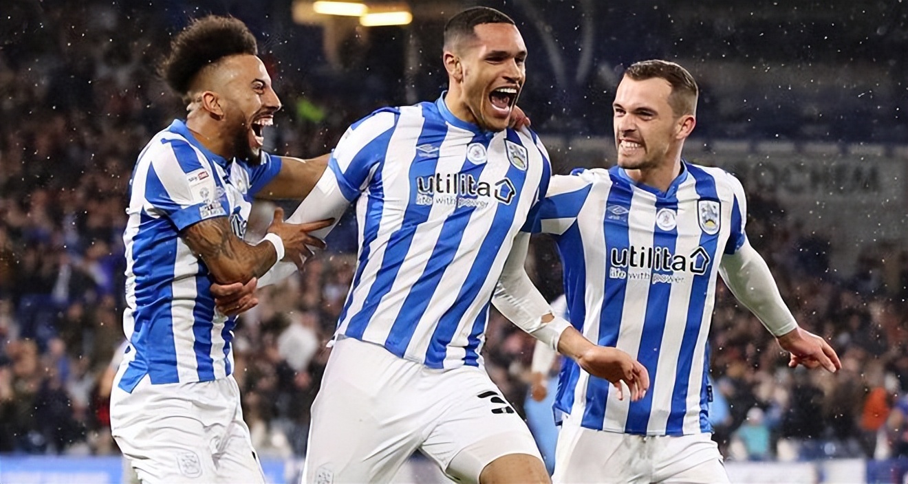 鑻卞啝鑱旇禌浠婃棩绔炲僵棰勬祴,11.27鍛ㄦ棩绔炲僵瓒崇悆瀹炲崟鎺ㄨ崘