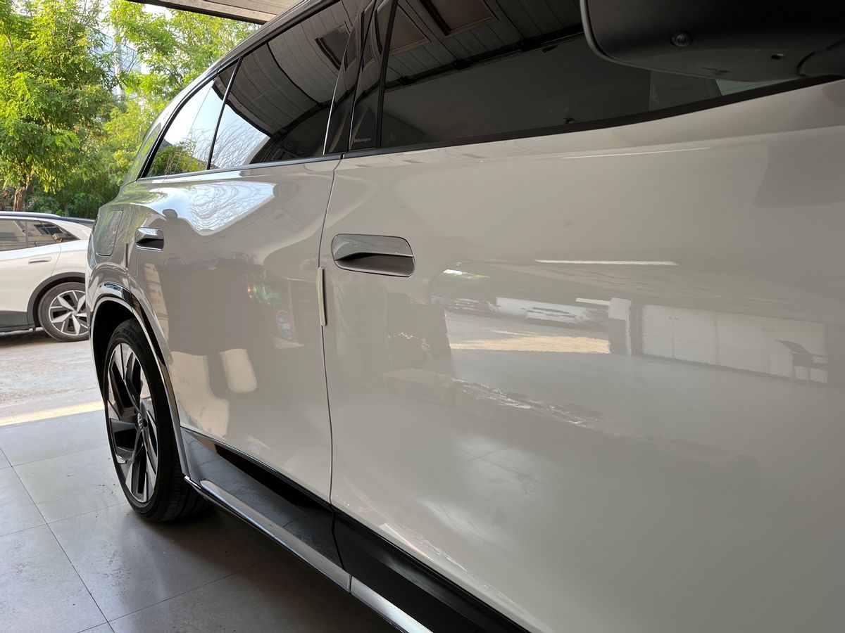 为什么汽车打蜡要把蜡擦掉,大众id6crozz需要保养吗