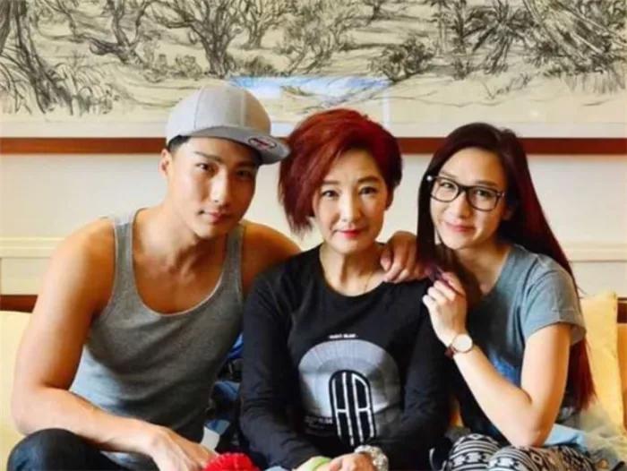 李莫愁新神雕侠侣剧照 (95版神雕侠侣李莫愁照)