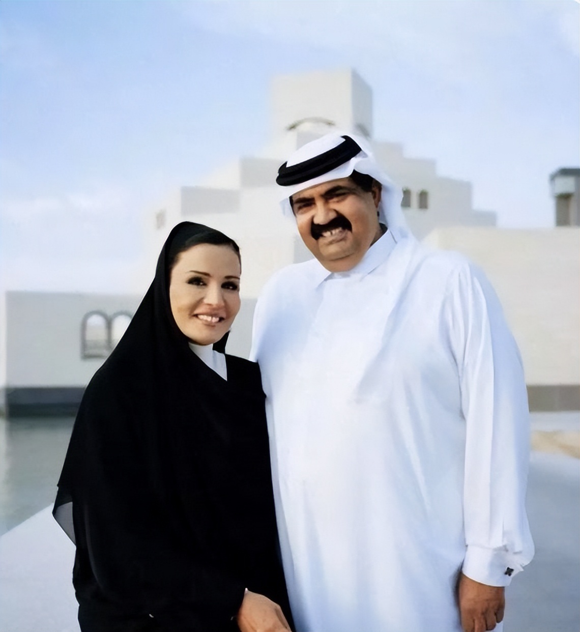 卡塔尔王太后莫扎最宠爱的孩子,卡塔尔皇太后与英国女王