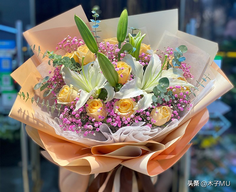 初次送花给女生送什么花,女性朋友生日送花送什么花