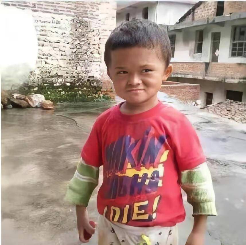 酷似马云的范小勤走红赚了多少钱,酷似马云的江西男童范小勤