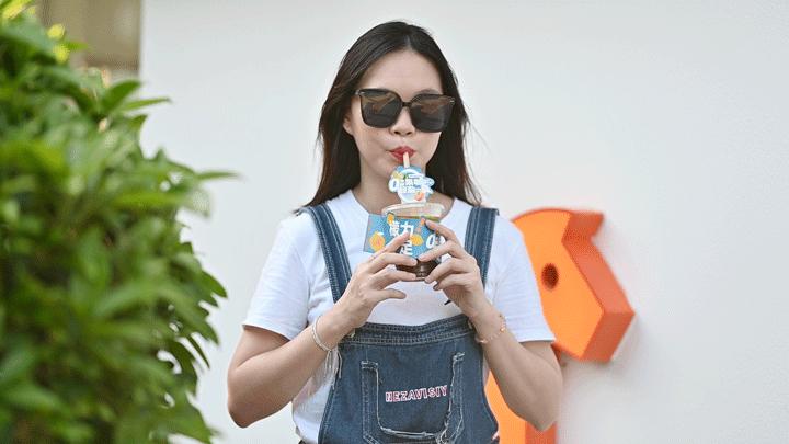 我滴马椰！连开100店