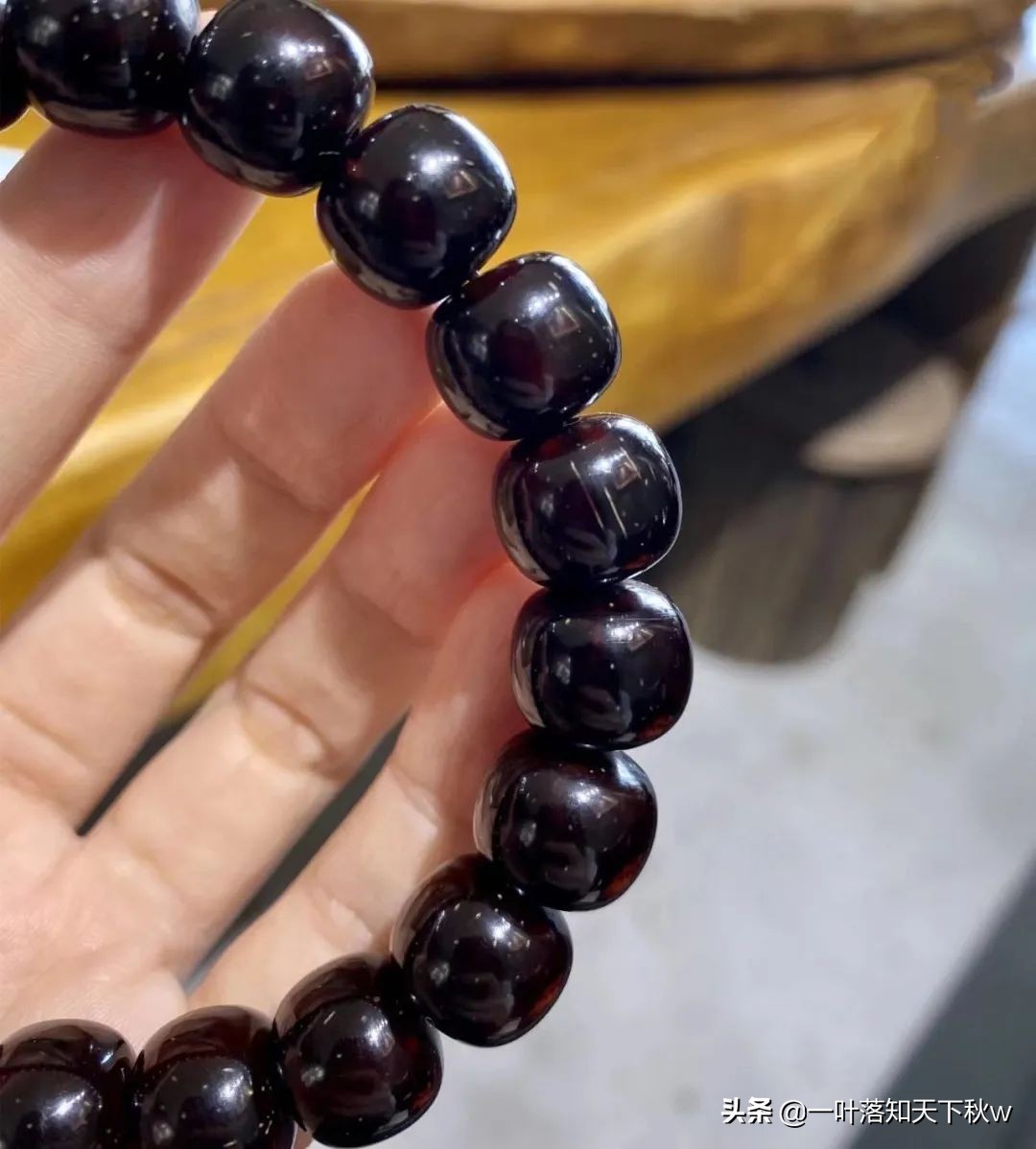 这四种文玩越玩越值钱你有吗,能盘透的几种文玩