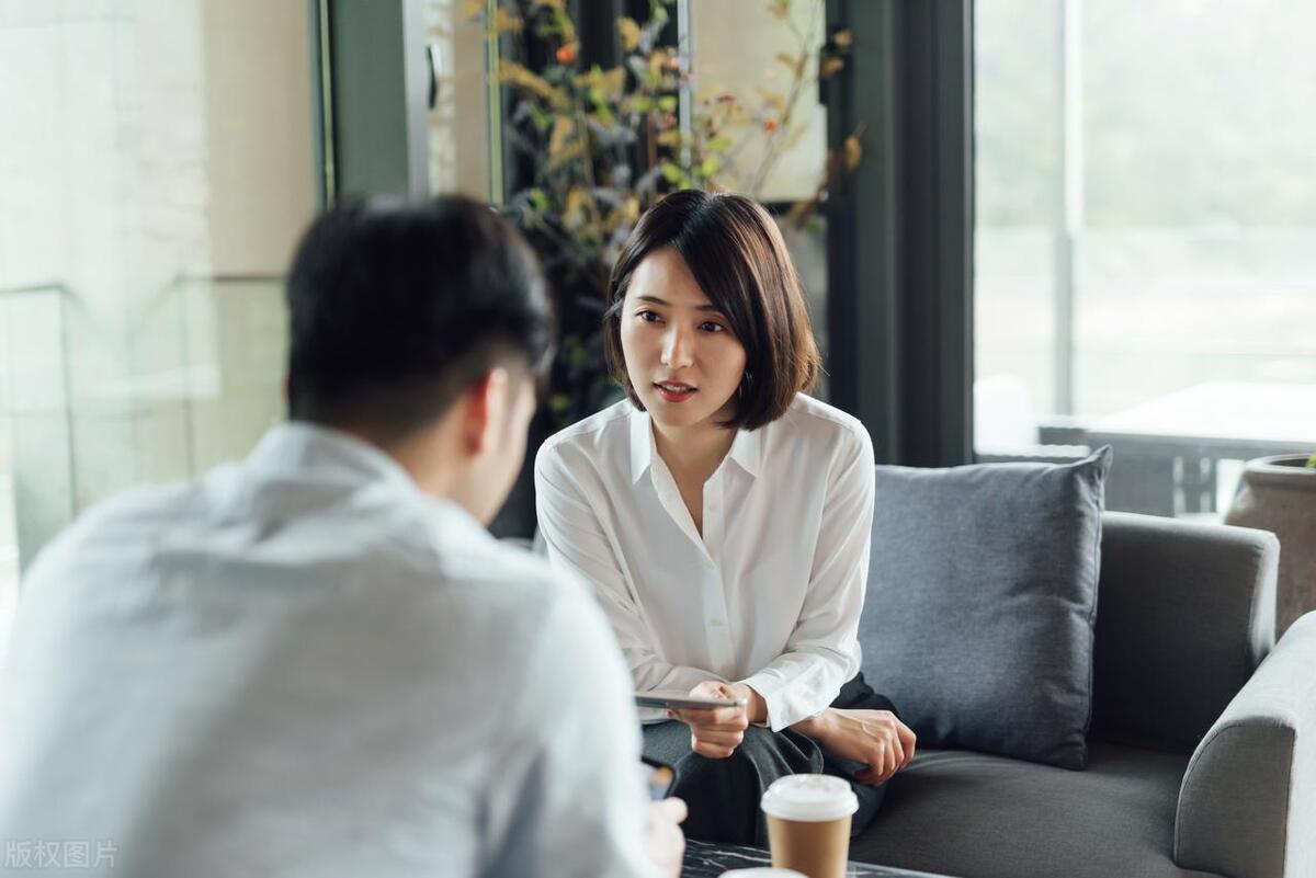 对方半天不回复怎么高情商回消息,对方不回消息怎么高情商发消息