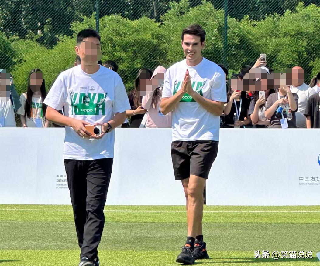 卡卡四十岁近照,卡卡身材现状