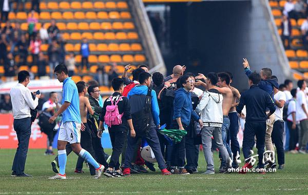 鍥炲繂閭ｄ簺骞寸殑蹇箰鏃跺厜,鍥炲繂閭ｄ簺骞寸殑蹇箰