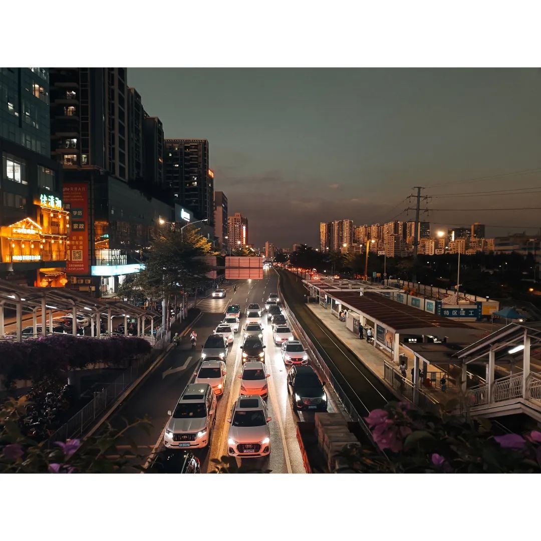 三和青年调查实录：龙华汽车站，这里是深圳最特殊的地方