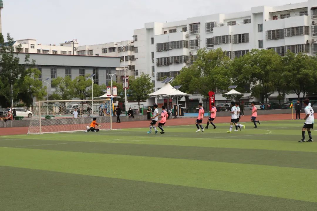 邓州市2021中小学足球比赛,汉滨区奔跑吧少年中小学足球比赛