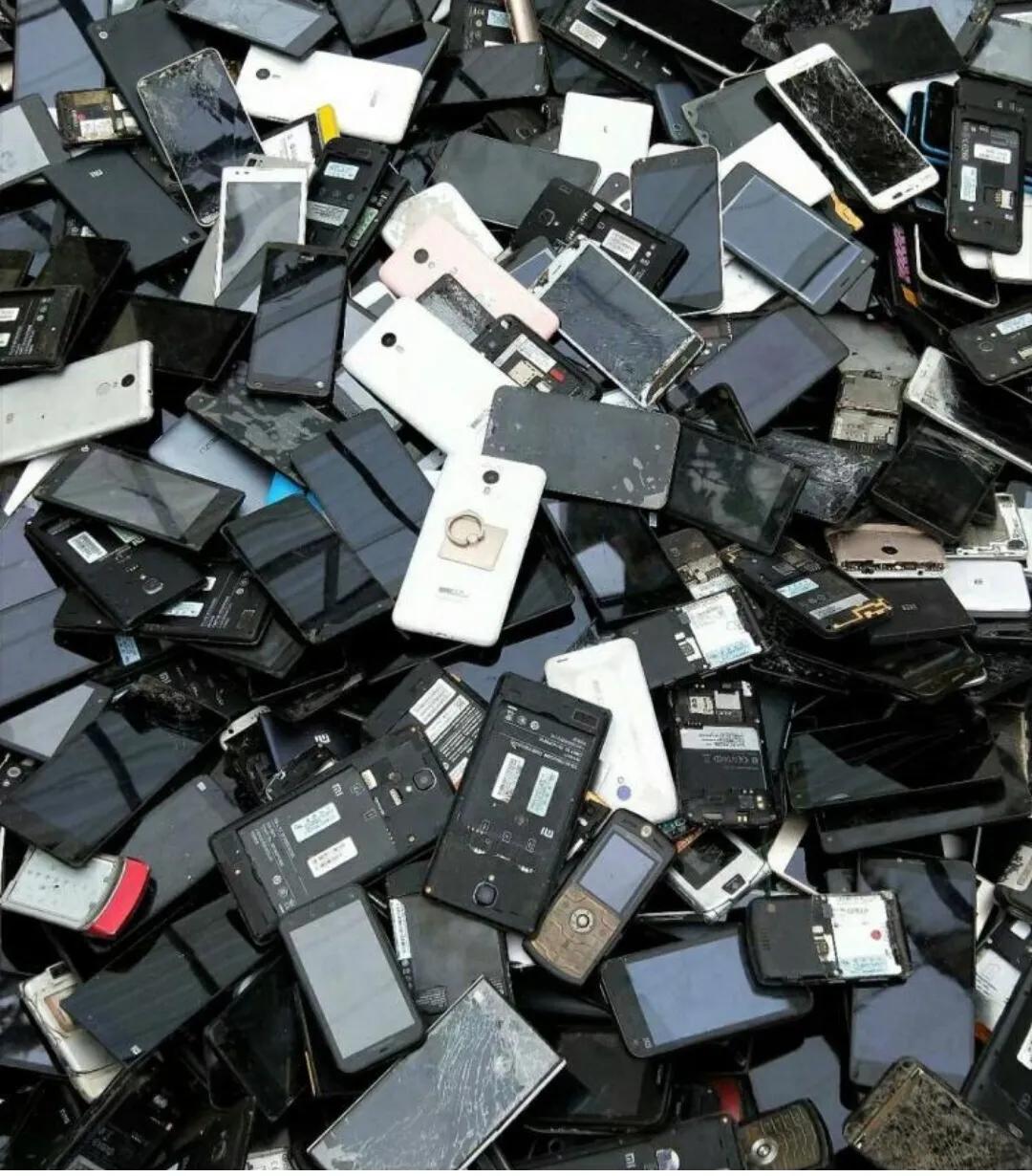 回收旧手机除了提炼黄金还能干啥,一个手机可以提炼多少黄金