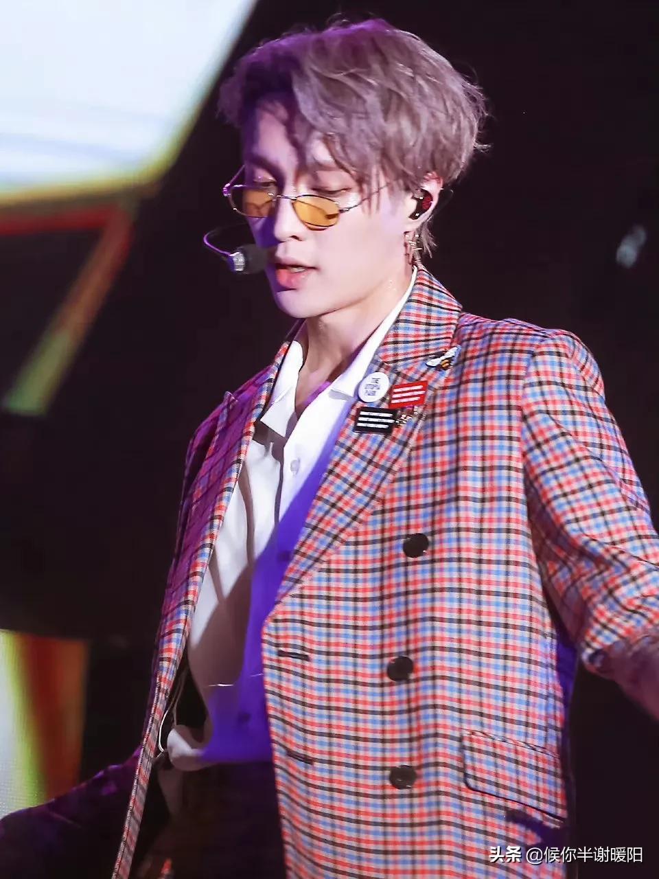 王一博和白敬亭穿搭,休闲西服穿搭白敬亭