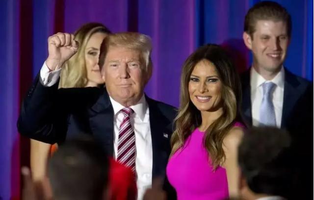 美国前“第一夫人”：拍摄的大尺度裸照流出，多次甩给川普脸色看