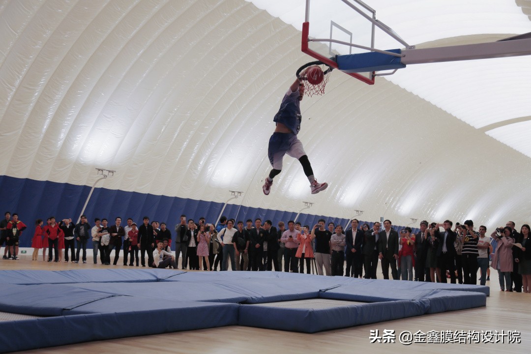 气膜体育馆,气膜体育馆作为体育建筑优势在哪